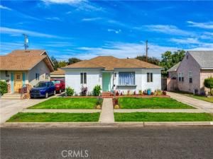 MLS #OC25194388 image #0