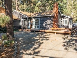MLS #OC25194437 image #0