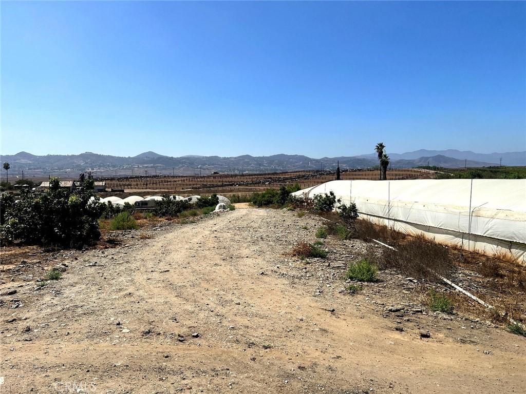 MLS #OC25195097 image #0