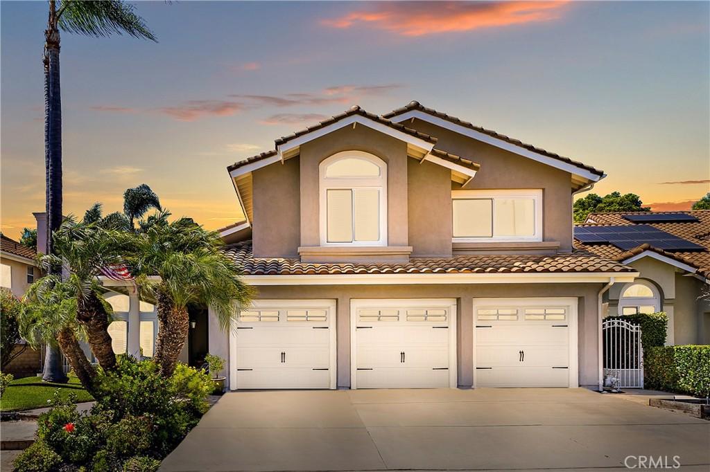 MLS #OC25195151 image #0