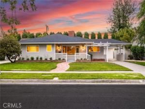 MLS #OC25195692 image #0