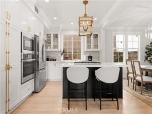MLS #OC25195870 image #0