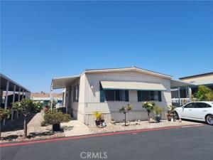 MLS #OC25195985 image #0