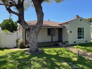MLS #OC25196026 image #0