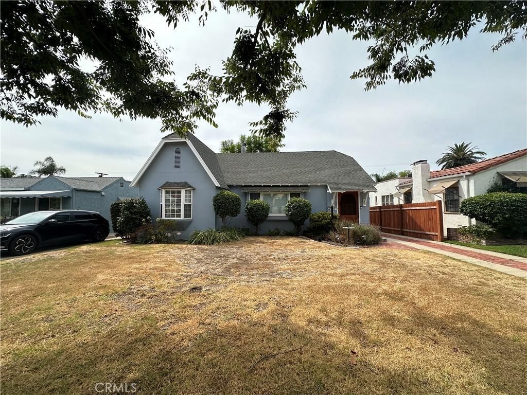 MLS #OC25196041 image #0