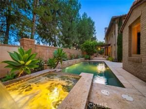 MLS #OC25196126 image #0