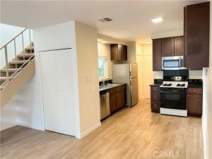 MLS #OC25196431 image #0