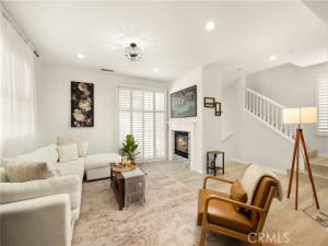 MLS #OC25196723 image #0