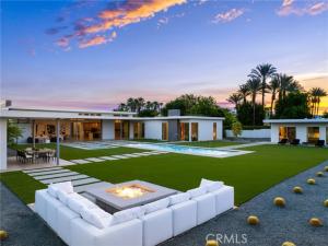 MLS #OC25197840 image #0