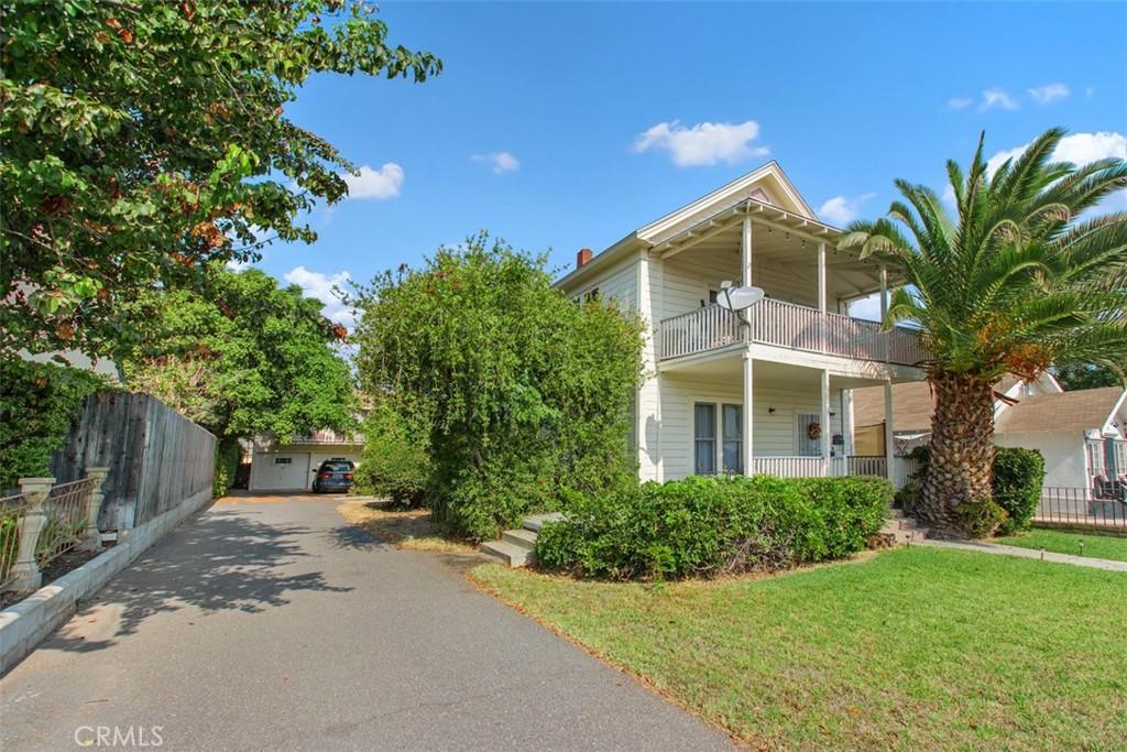 MLS #OC25198251 image #0