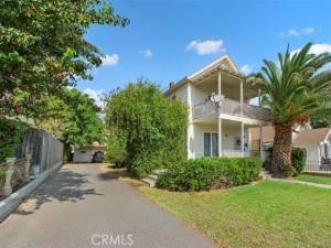 MLS #OC25198251 image #0