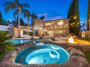 MLS #OC25198379 image #0