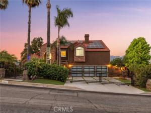 MLS #OC25198768 image #0