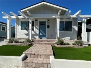 MLS #OC25198998 image #0