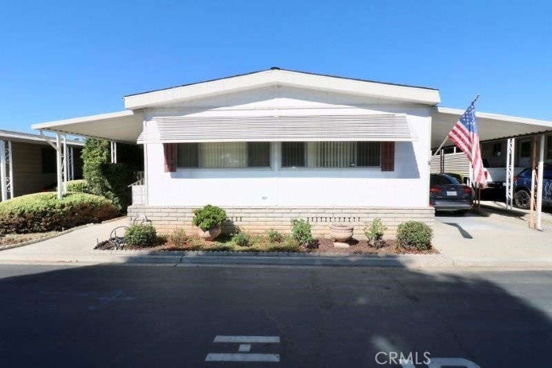 MLS #OC25199080 image #0