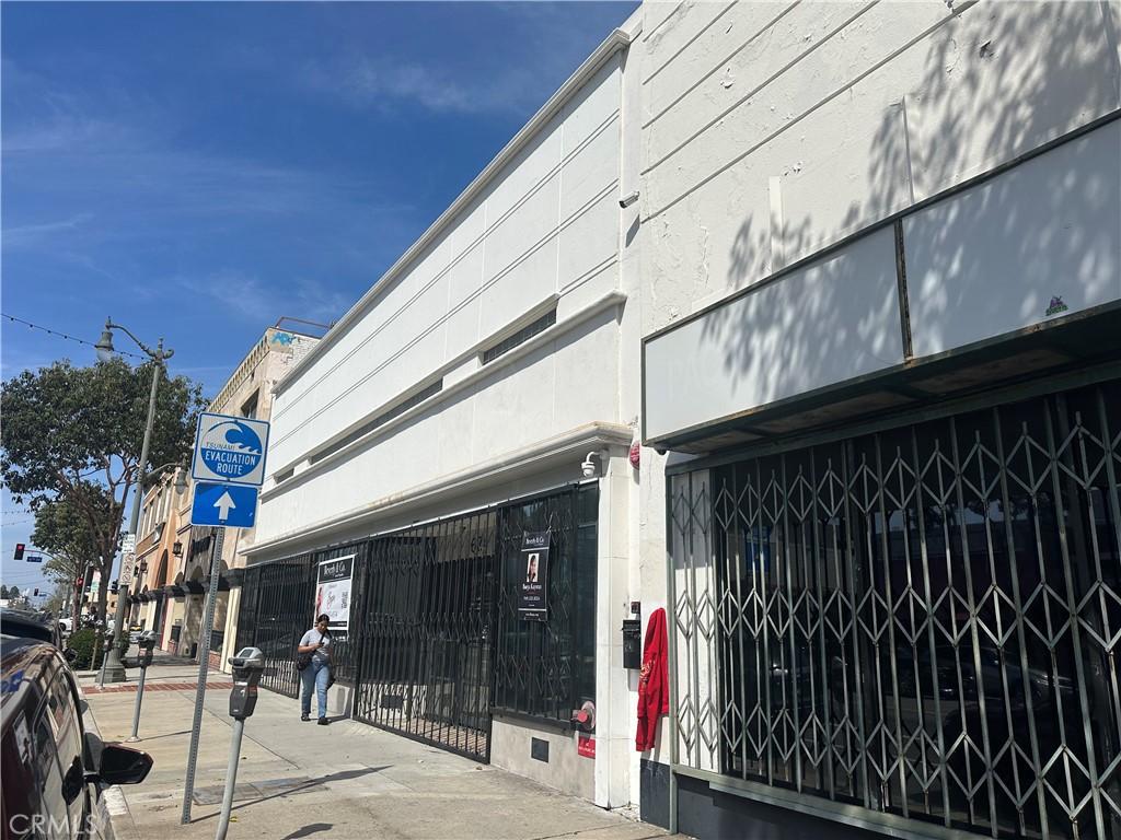 MLS #OC25199451 image #0