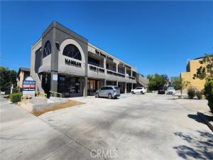 MLS #OC25200324 image #0