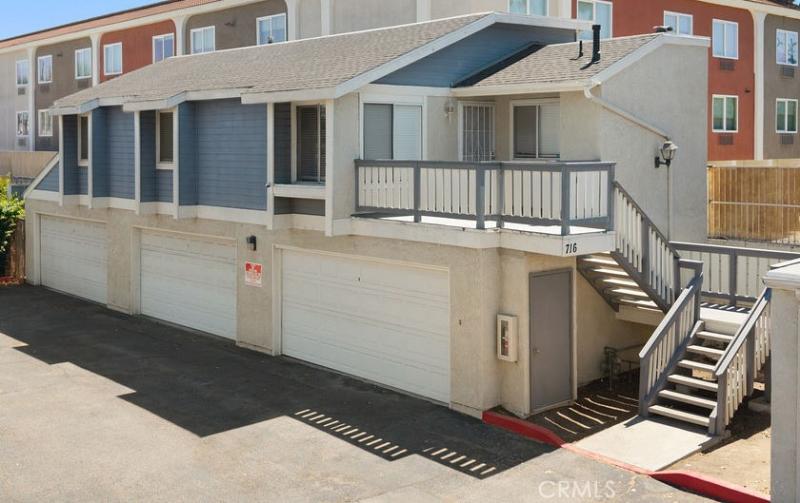 MLS #OC25201010 image #0