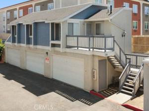 MLS #OC25201010 image #0