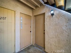 MLS #OC25201246 image #0