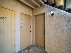 MLS #OC25201246 image #0