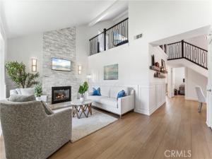 MLS #OC25201442 image #0