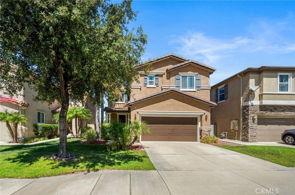 MLS #OC25202159 image #0