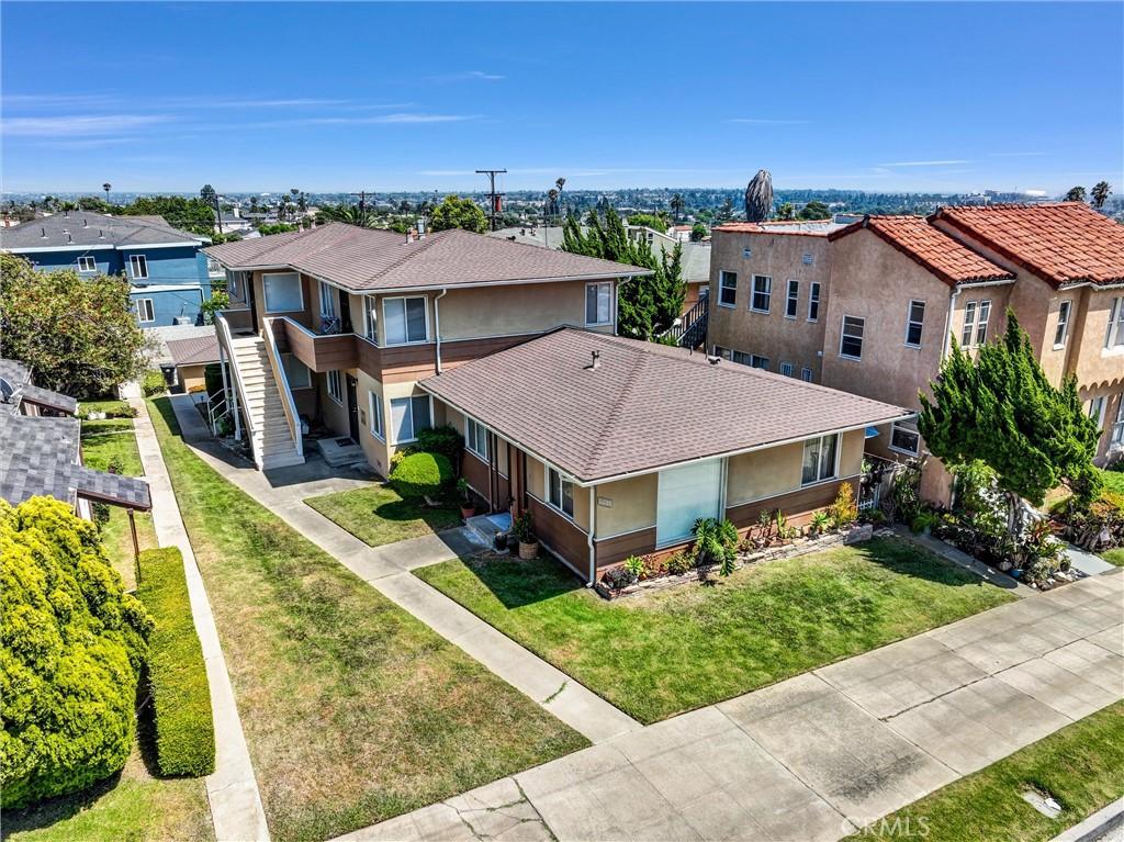 MLS #OC25202494 image #0