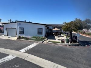 MLS #OC25202739 image #0