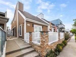 MLS #OC25206492 image #0