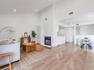 MLS #OC25214031 image #0