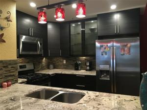 MLS #OC25214596 image #0