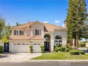 MLS #OC25214722 image #0