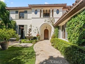 MLS #OC25214914 image #0