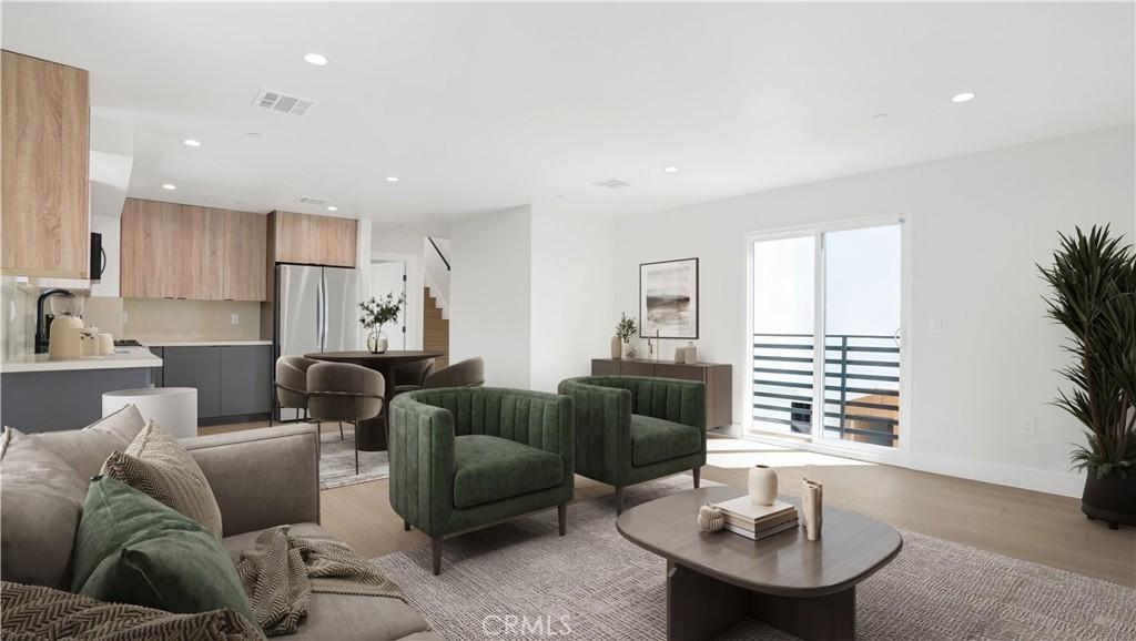 MLS #OC25215176 image #0