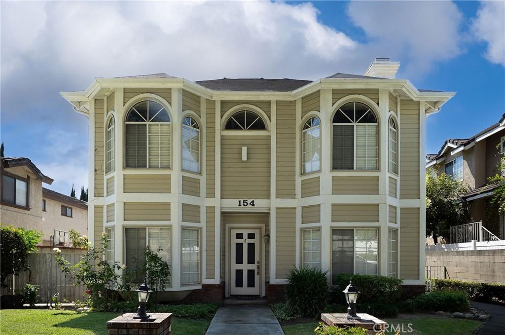 MLS #OC25216201 image #0