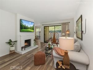 MLS #OC25216702 image #0