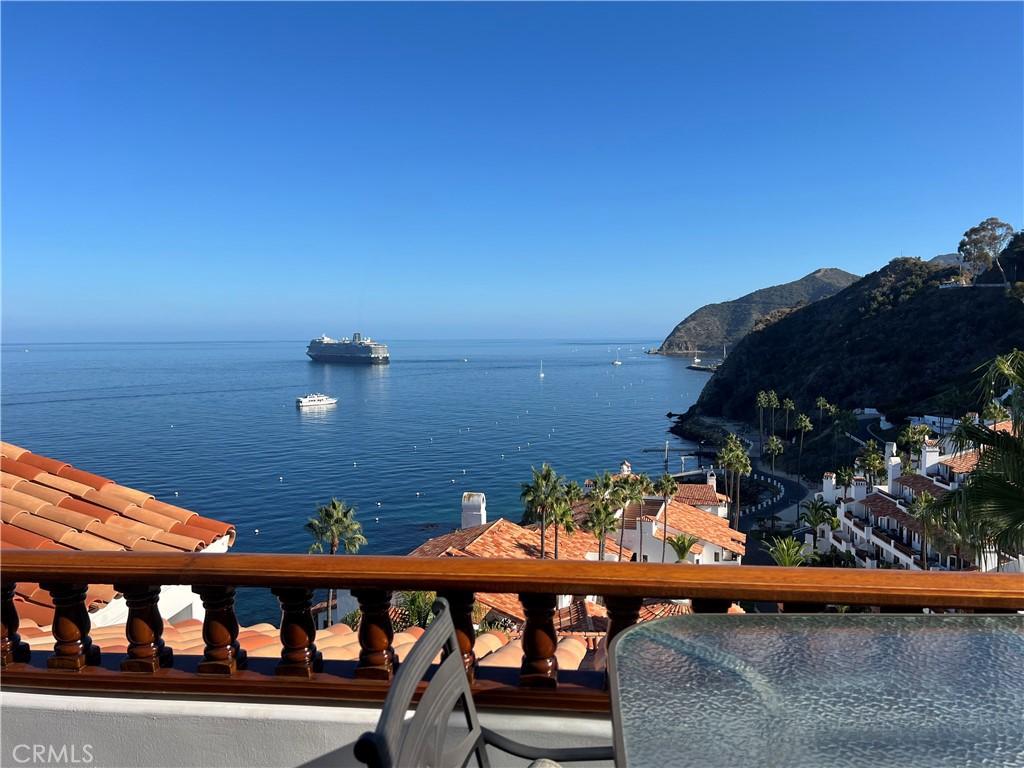 MLS #OC25216846 image #0