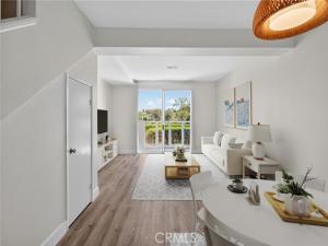 MLS #OC25216861 image #0