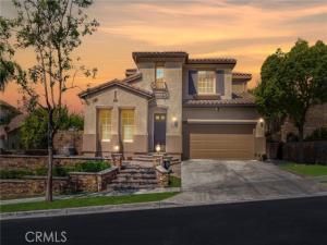 MLS #OC25216982 image #0