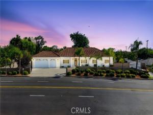 MLS #OC25217168 image #0