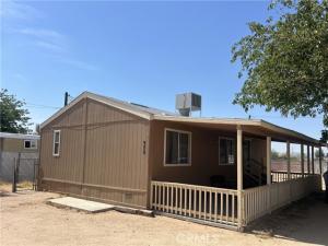 MLS #OC25217982 image #0