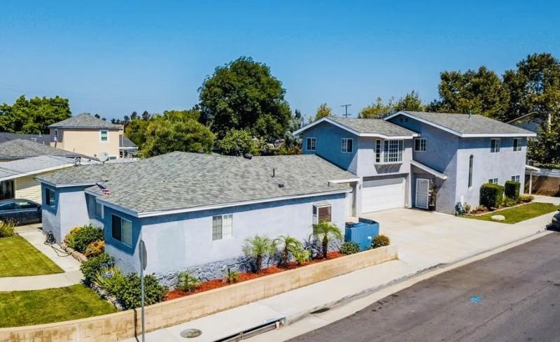 MLS #OC25218285 image #0