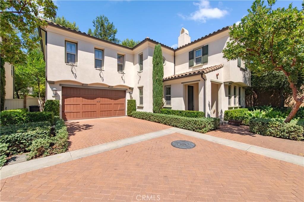 MLS #OC25218300 image #0