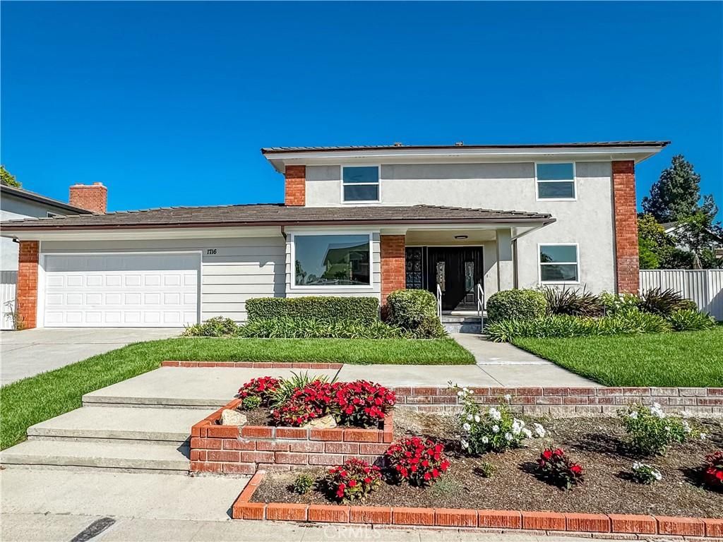 MLS #OC25218340 image #0