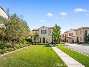 MLS #OC25218656 image #0