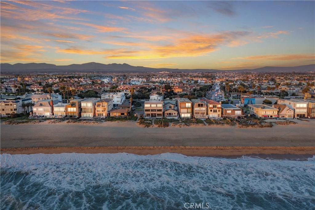 MLS #OC25218920 image #0