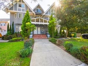 MLS #OC25219223 image #0