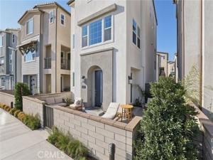 MLS #OC25219224 image #0