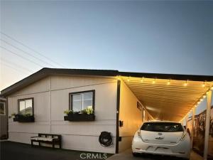 MLS #OC25219629 image #0